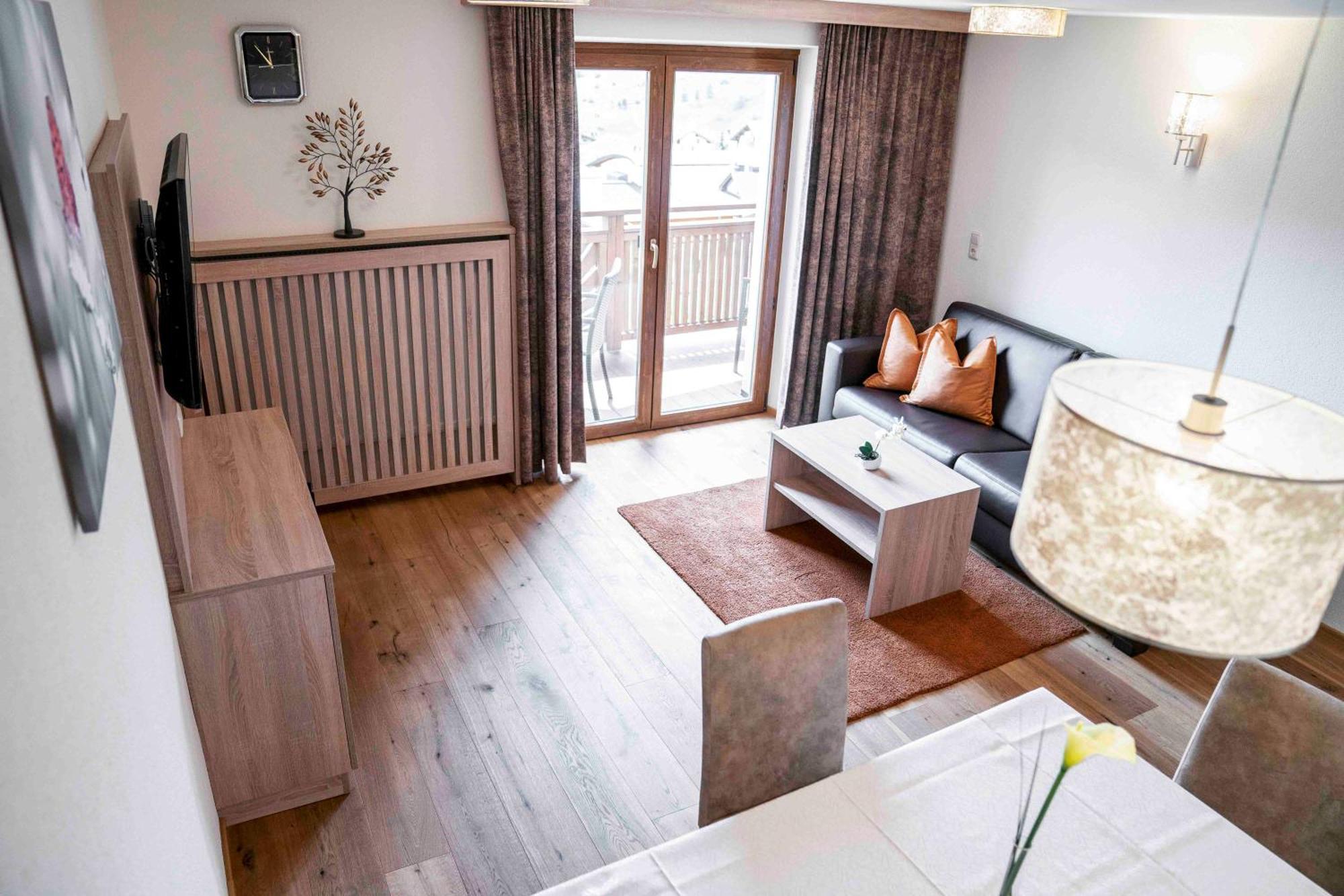 Hotel Montana Fiss Kültér fotó